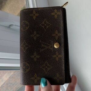 Authentic LV wallet